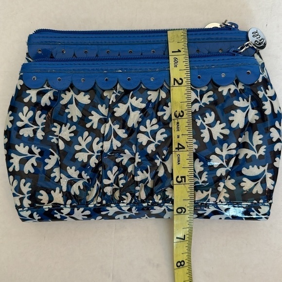 Vera Bradley frill blue make up bag NWOT - Picture 12 of 16
